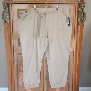 0305 Stitch Star Belted Joggers